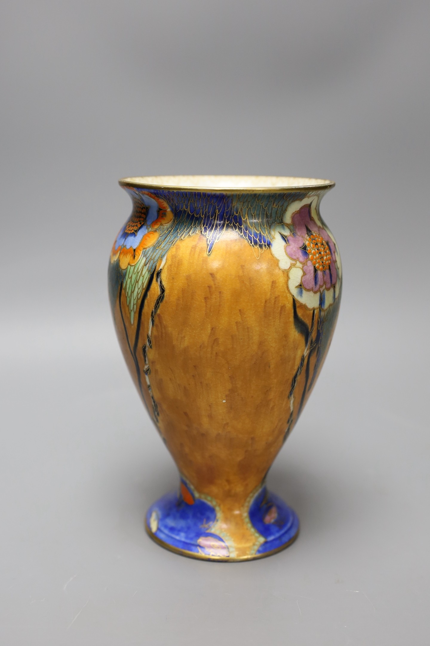 A Carltonware Rosetta 3505 pattern vase, 20cm